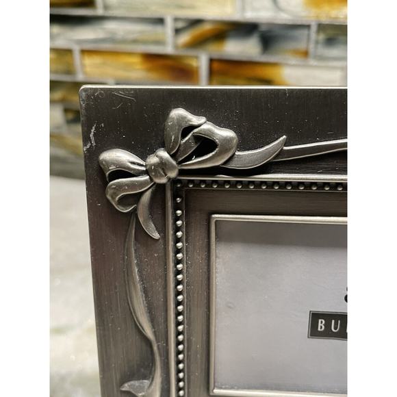 Burnes BABY Picture Photo Frame Vintage 3 Frames 3" 4.5" Bow Teddy Bear Swans - Picture 3 of 4